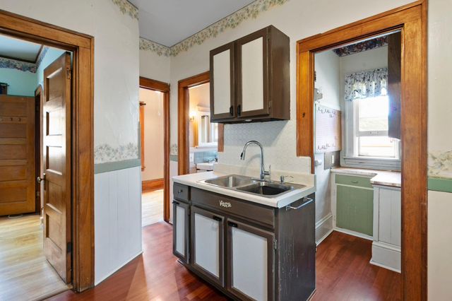 3700 16th Avenue S, Minneapolis, MN 55407