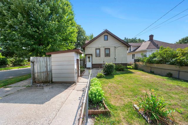 3700 16th Avenue S, Minneapolis, MN 55407