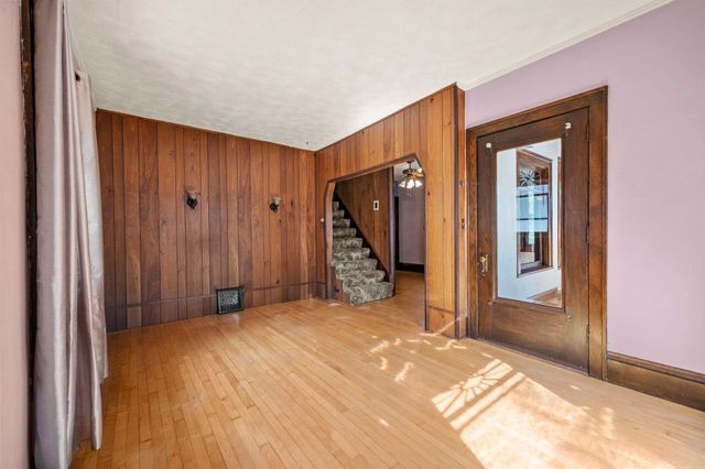 3700 16th Avenue S, Minneapolis, MN 55407