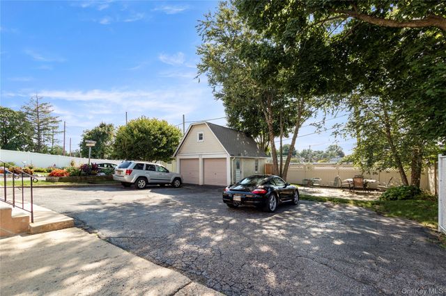 26 S Bayles Avenue, Port Washington, NY 11050