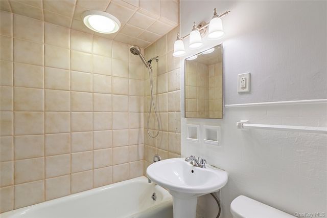 26 S Bayles Avenue, Port Washington, NY 11050
