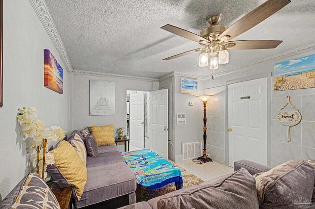 1731 Savage Ln, Pensacola, FL 32505