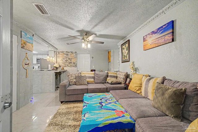 1731 Savage Ln, Pensacola, FL 32505