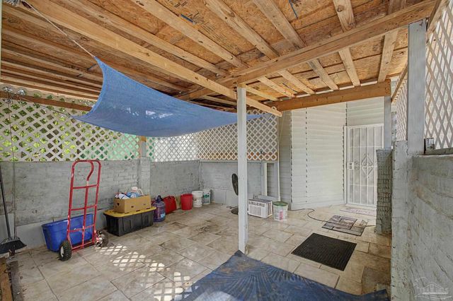 1731 Savage Ln, Pensacola, FL 32505