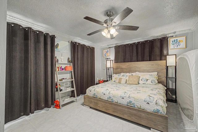 1731 Savage Ln, Pensacola, FL 32505