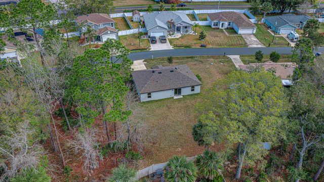 30 Riviere Ln, Palm Coast, FL 32164