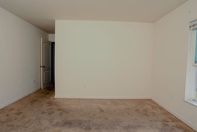 30 Riviere Ln, Palm Coast, FL 32164