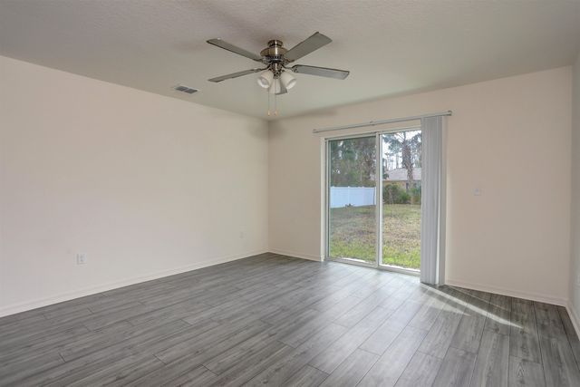 30 Riviere Ln, Palm Coast, FL 32164