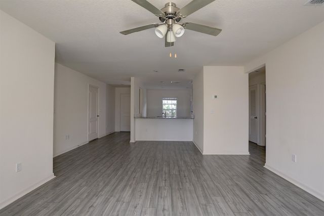 30 Riviere Ln, Palm Coast, FL 32164