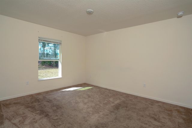 30 Riviere Ln, Palm Coast, FL 32164