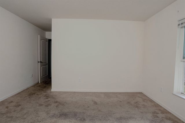 30 Riviere Ln, Palm Coast, FL 32164