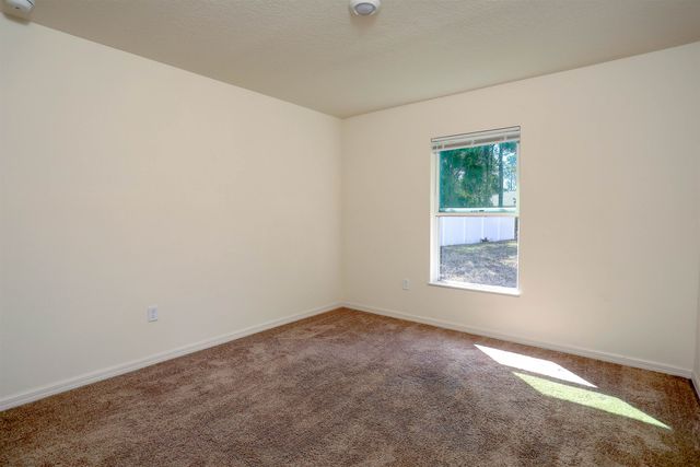 30 Riviere Ln, Palm Coast, FL 32164