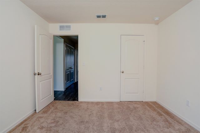 30 Riviere Ln, Palm Coast, FL 32164