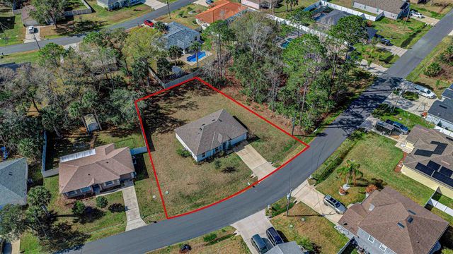 30 Riviere Ln, Palm Coast, FL 32164