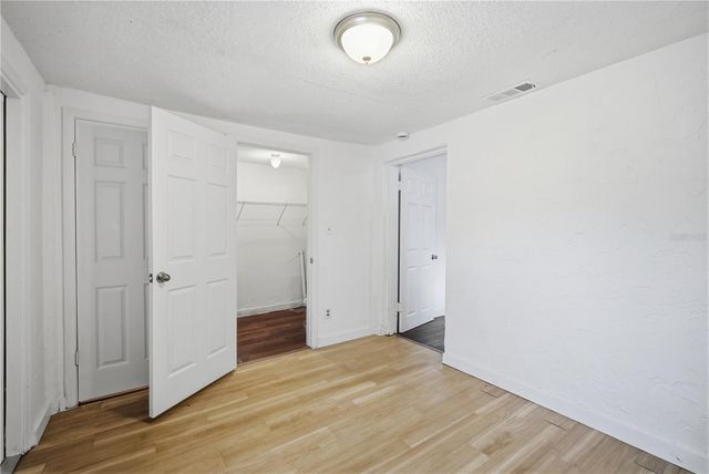 10019 N JASMINE AVENUE, Tampa, FL 33612