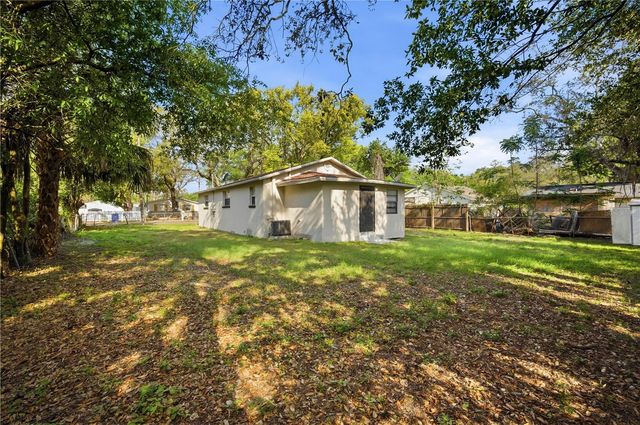 10019 N JASMINE AVENUE, Tampa, FL 33612