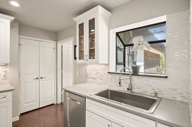 151 Creek Courts Drive, Trophy Club, TX 76262