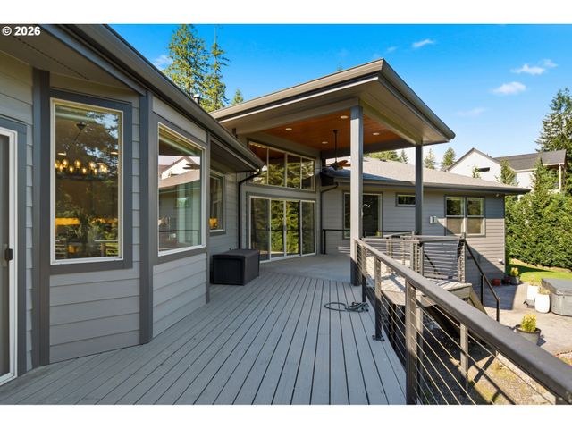 201 THOMPSON Dr, Washougal, WA 98671