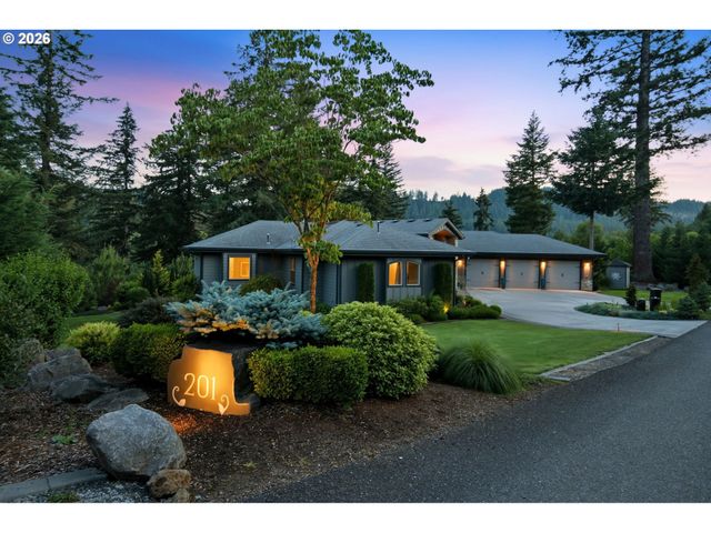 201 THOMPSON Dr, Washougal, WA 98671