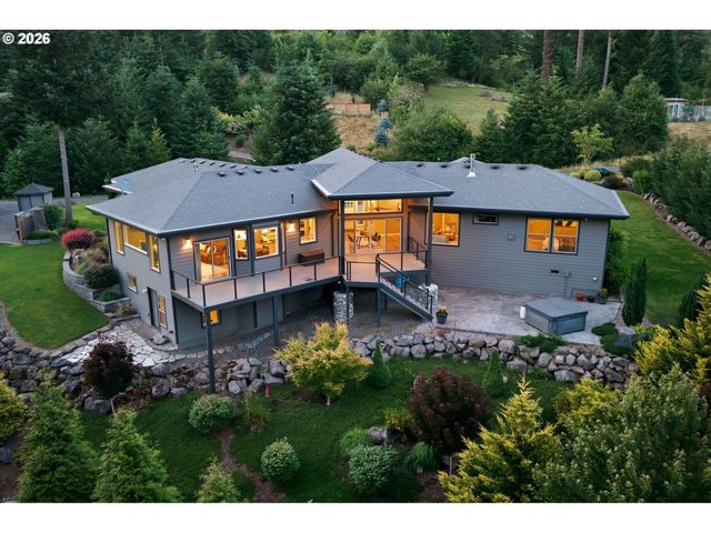 201 THOMPSON Dr, Washougal, WA 98671