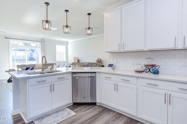 1230 Barn Cat Way, Apex, NC 27502