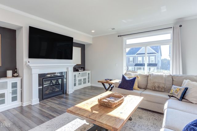 1230 Barn Cat Way, Apex, NC 27502