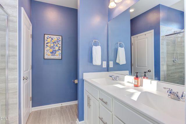 1230 Barn Cat Way, Apex, NC 27502