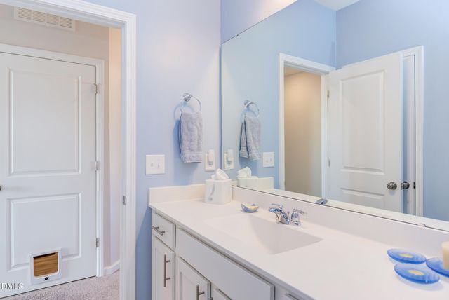 1230 Barn Cat Way, Apex, NC 27502