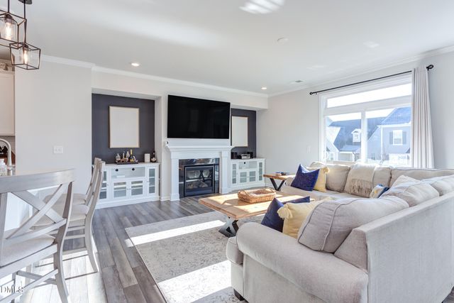 1230 Barn Cat Way, Apex, NC 27502