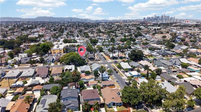 1305 W 46th, Los Angeles, CA 90037