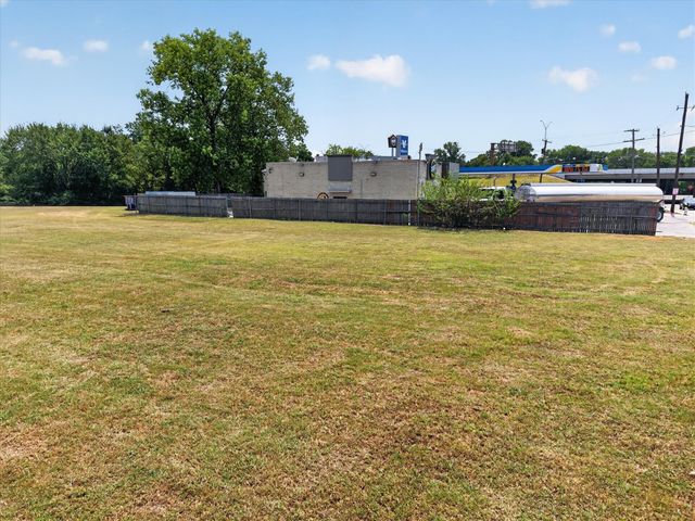 720 S Masters Drive, Dallas, TX 75217