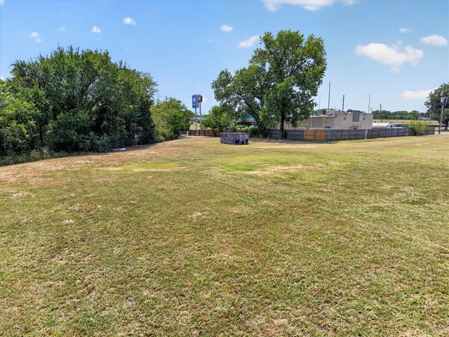 720 S Masters Drive, Dallas, TX 75217