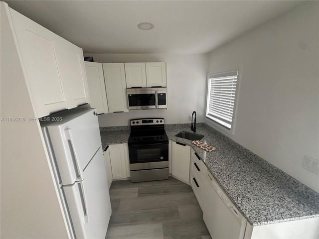 1308 NW 13th Ct, Fort Lauderdale, FL 33311