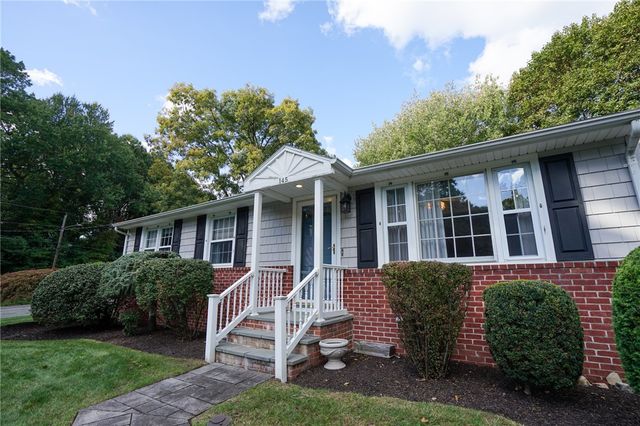 145 Stonedale Road, Warwick, RI 02889