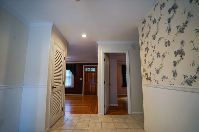 145 Stonedale Road, Warwick, RI 02889