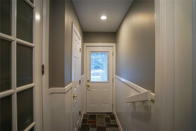 145 Stonedale Road, Warwick, RI 02889