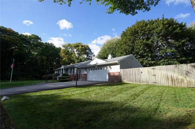 145 Stonedale Road, Warwick, RI 02889