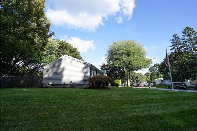 145 Stonedale Road, Warwick, RI 02889