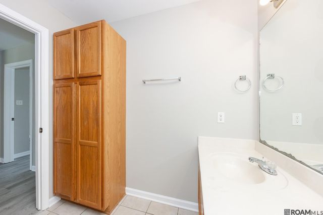 11297 Shady Bend Dr, Denham Springs, LA 70726