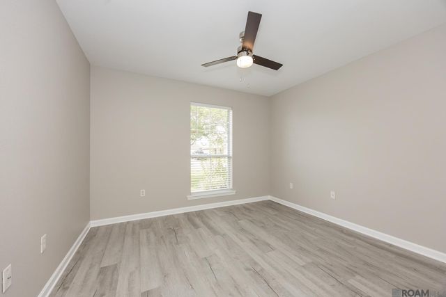 11297 Shady Bend Dr, Denham Springs, LA 70726