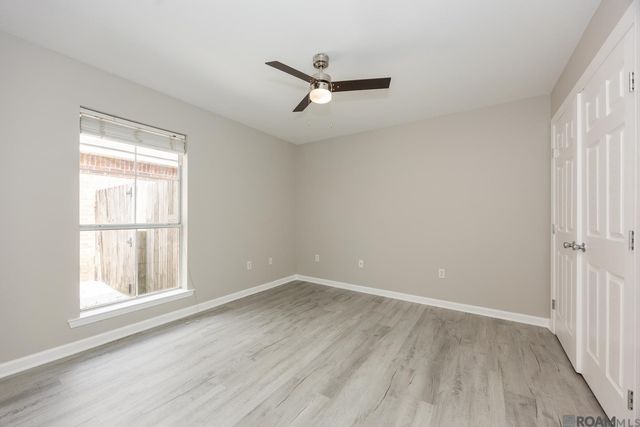 11297 Shady Bend Dr, Denham Springs, LA 70726
