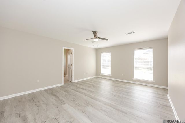 11297 Shady Bend Dr, Denham Springs, LA 70726