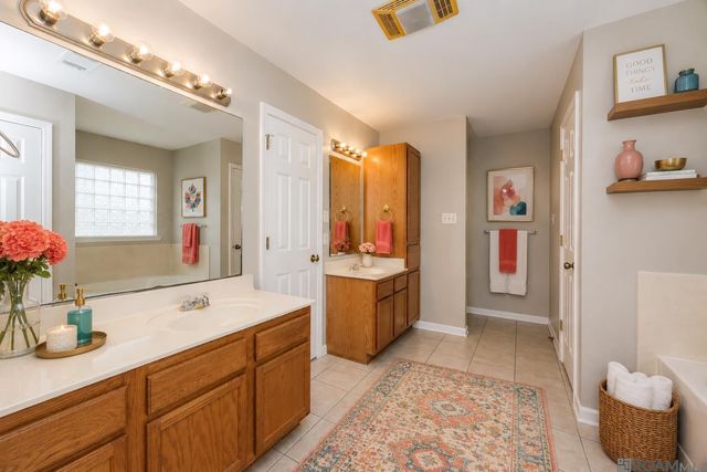 11297 Shady Bend Dr, Denham Springs, LA 70726
