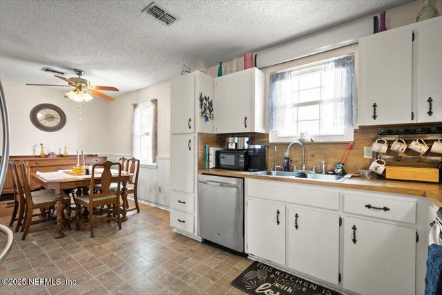 12821 JULINGTON RIDGE Drive, Jacksonville, FL 32258