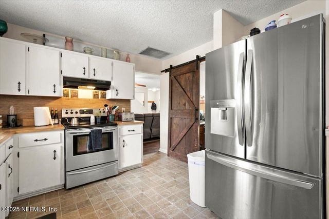 12821 JULINGTON RIDGE Drive, Jacksonville, FL 32258