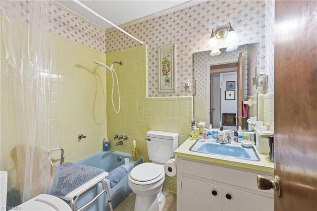 401 White Oaks Drive, Salisbury, NC 28147