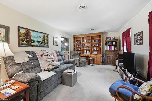 401 White Oaks Drive, Salisbury, NC 28147