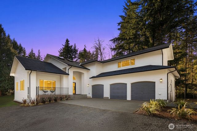 1174 SW Clevenger Lane, Port Orchard, WA 98367