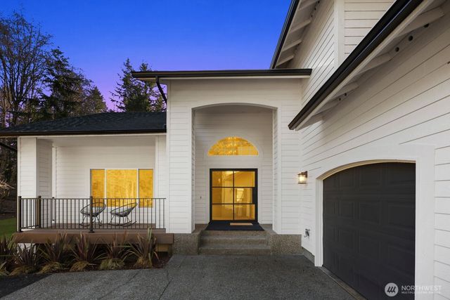 1174 SW Clevenger Lane, Port Orchard, WA 98367