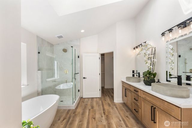 1174 SW Clevenger Lane, Port Orchard, WA 98367